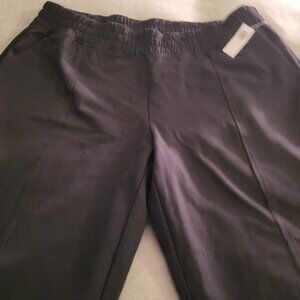 Old Navy Joggers XL NWT